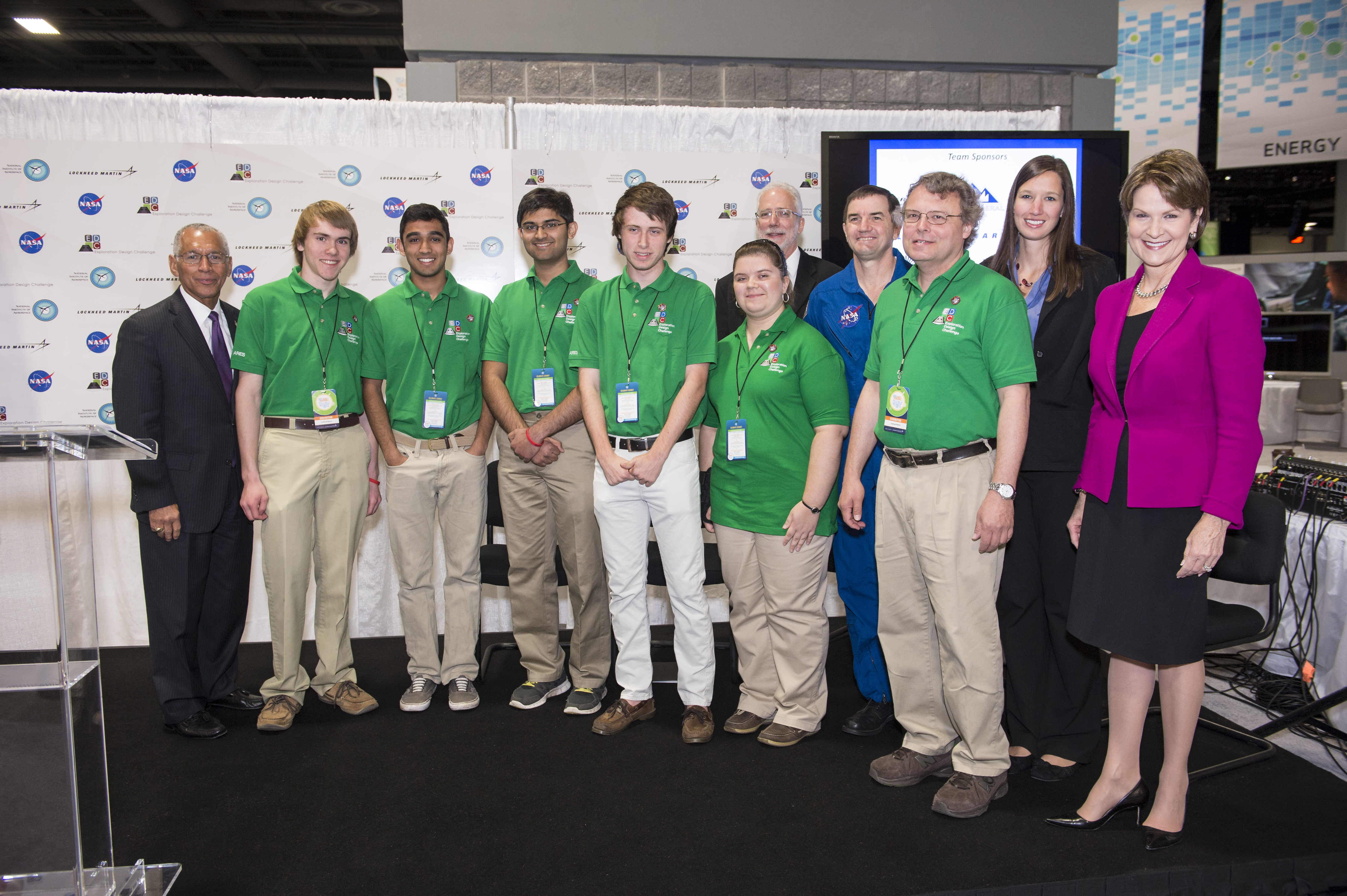 NASA’s Administrator, Charles Bolden (left), Marillyn Hewson, President/CEO of Lockheed Martin (right), and astronaut Rex Walheim (back) stand with Team ARES, from the Governors School for Science and Technology in Hampton, Va. , winners of the Exploration Design Challenge high school competition. Photo: NASA