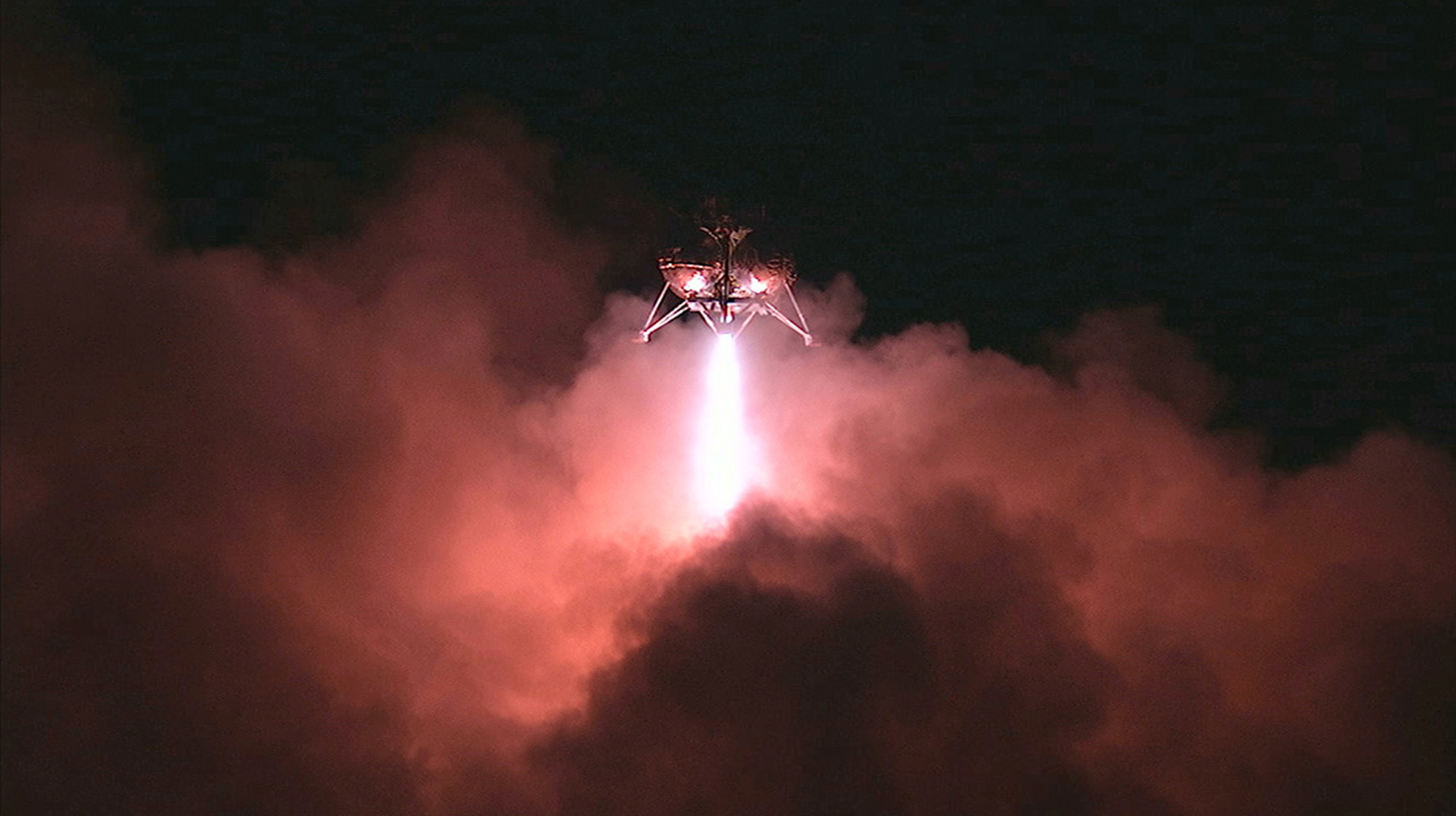 NASA’s Morpheus prototype lander proved it was quite capable of successfully navigating the ALHAT hazard field after finding a safe landing spot during a night-time, free-flight test conducted at Kennedy Space Center on May 28, 2014. Photo credit: NASA/Mike Chambers