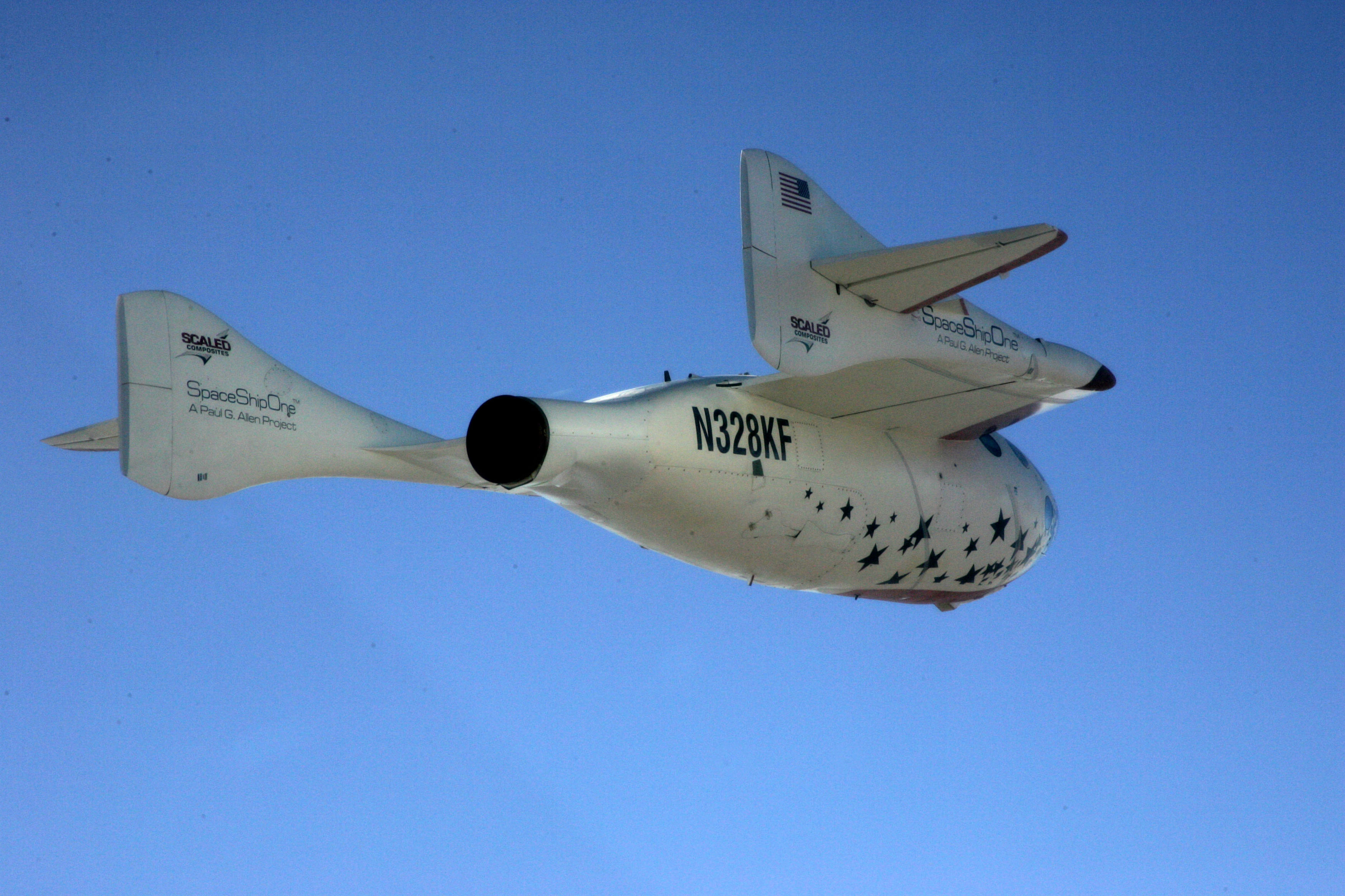 SpaceShipOne is shown gliding back to the Mojave Airport after a successful flight beyond the edge of space. Credit: Jim Campbell/Aero-News Network