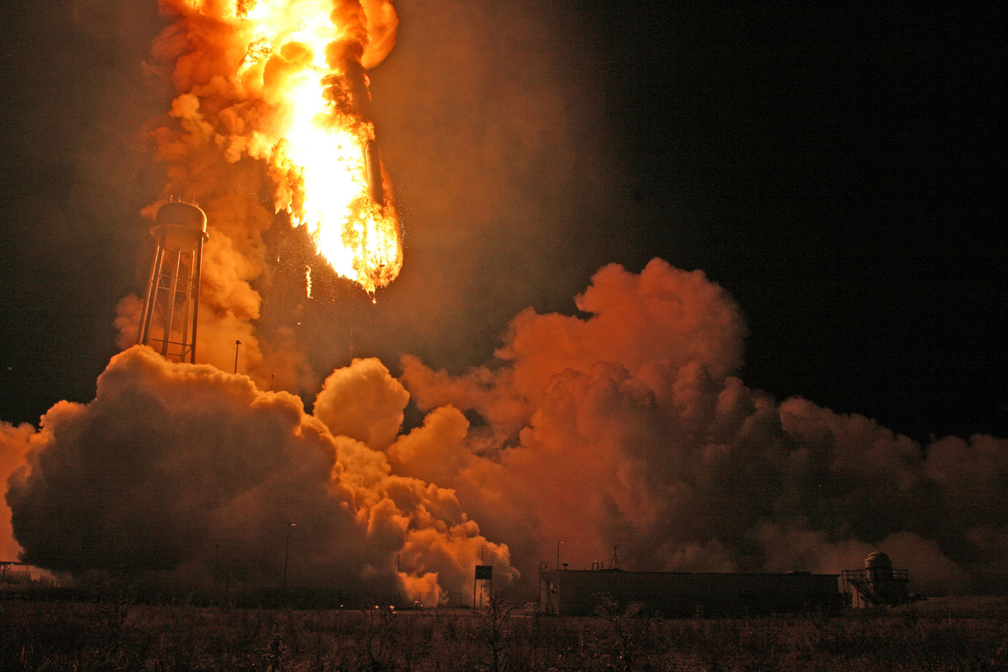 An Orbital Sciences Antares rocket descended into hellish inferno after the first stage propulsion system exploded moments after liftoff from the NASA’s Wallops Flight Facility along the Atlantic seaboard in Virginia. Credit: Ken Kremer