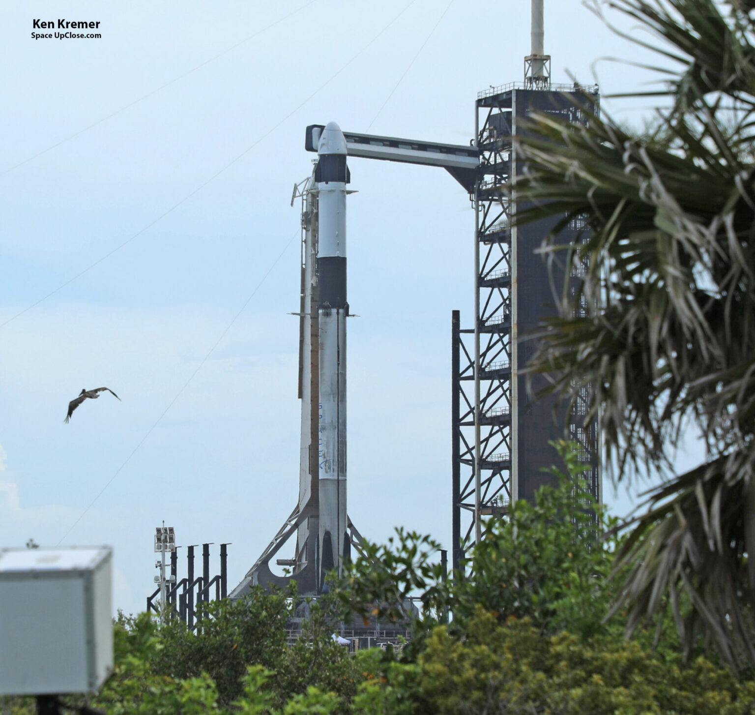 Rocket Inspection Axiom-4 commercial astronaut mission to ISS scrubs due to LOX leak ...